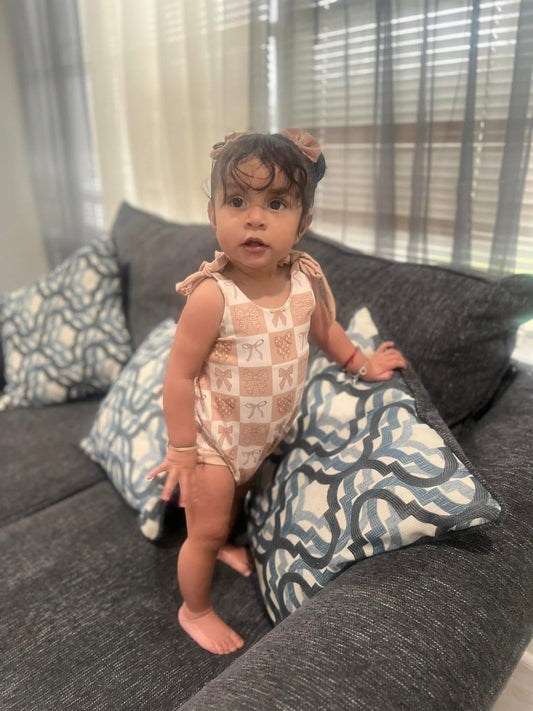 Bow bubble romper
